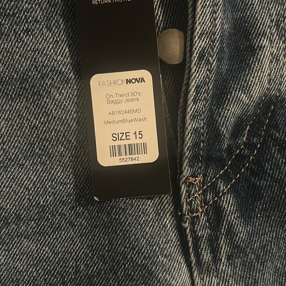 New with tags Fashion Nova Jeans - Picture 6 of 8